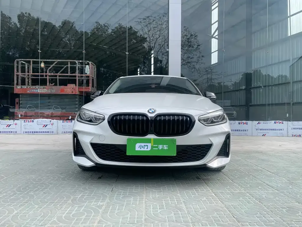 BMW 1 Series 2022 из CN, фото 2
