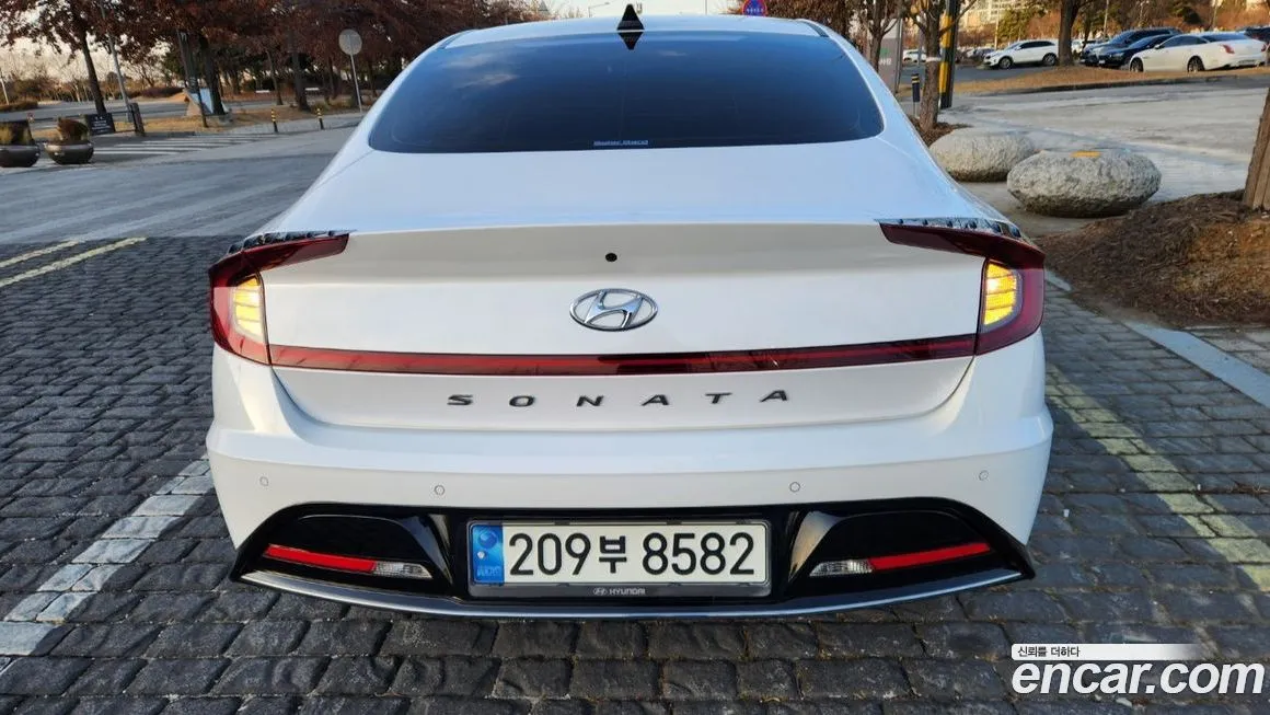 Hyundai Sonata — фото 4