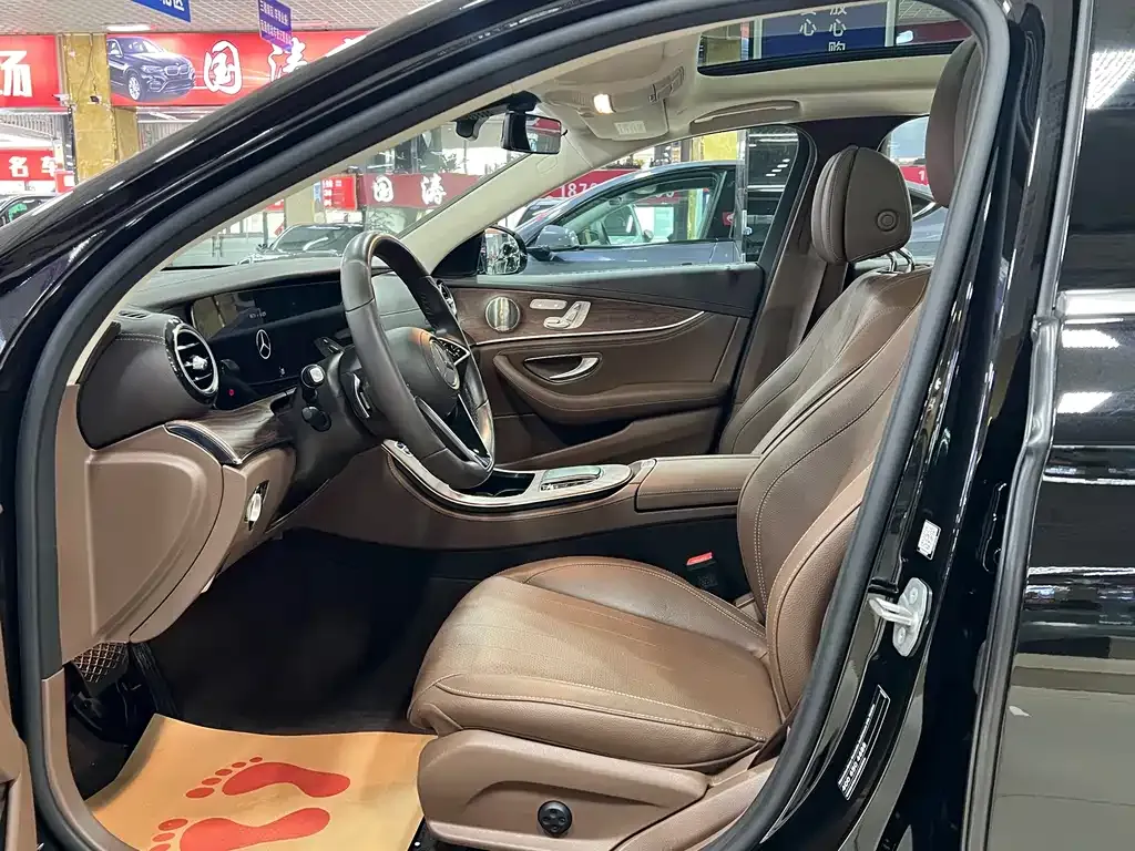 Mercedes-Benz E-Class 2023 из CN, фото 3