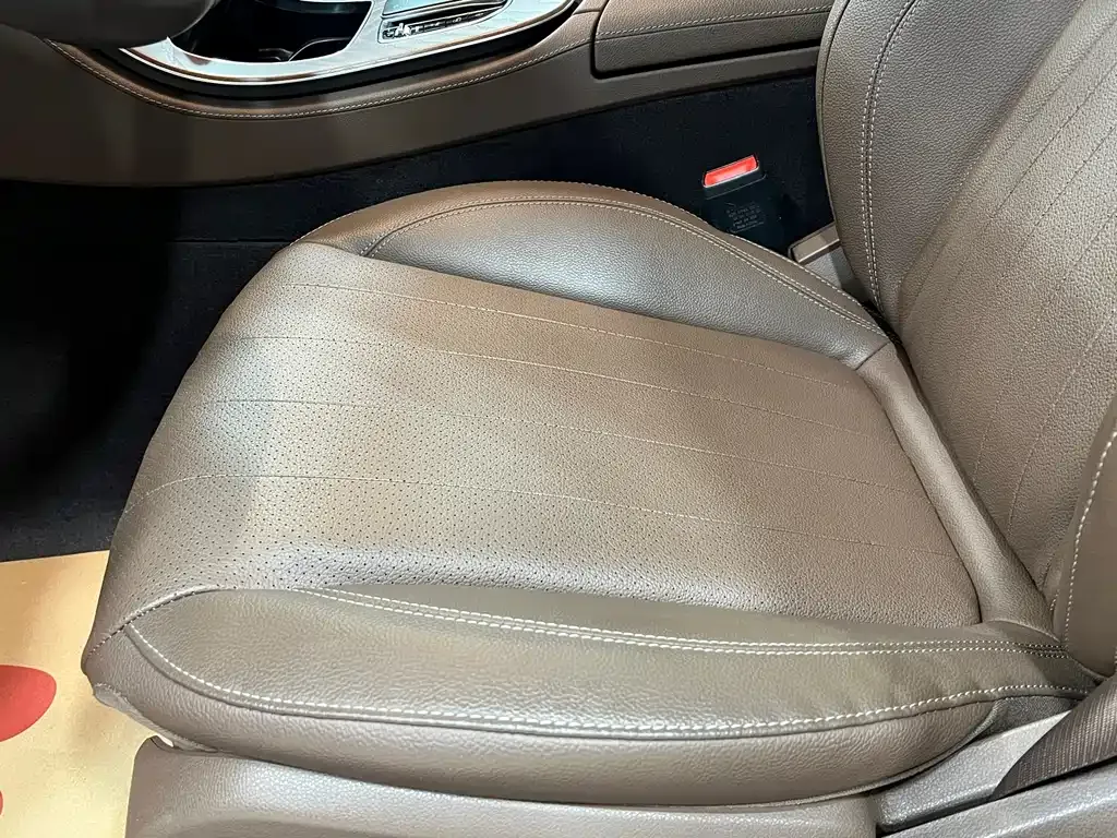 Mercedes-Benz E-Class 2023 из CN, фото 5