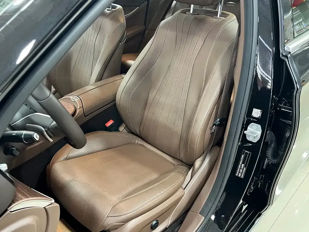 Mercedes-Benz E-Class 2023 из CN, фото 9