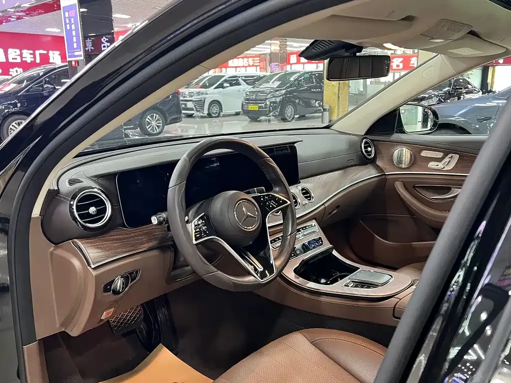 Mercedes-Benz E-Class 2023 из CN, фото 8