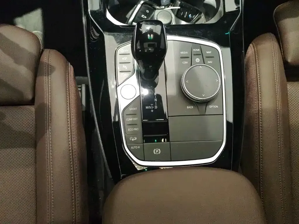 BMW X3 2024 из CN, фото 8