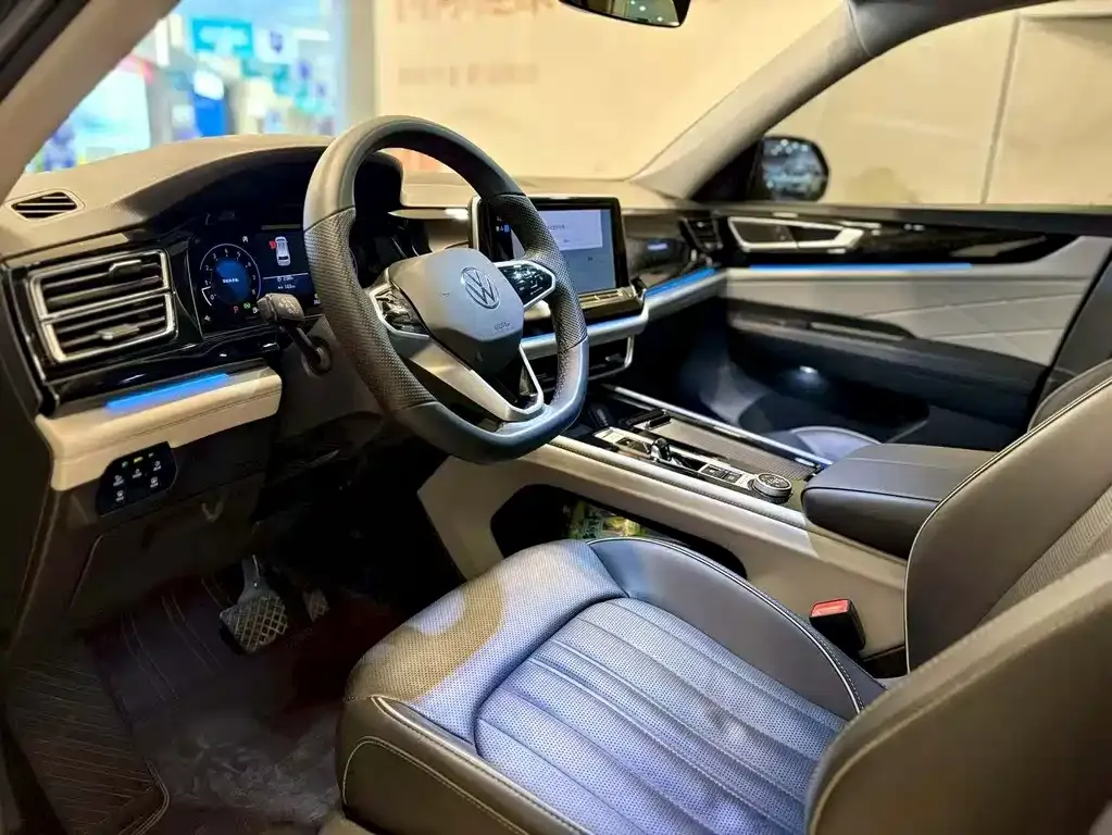 Volkswagen Teramont 2024 из CN, фото 8