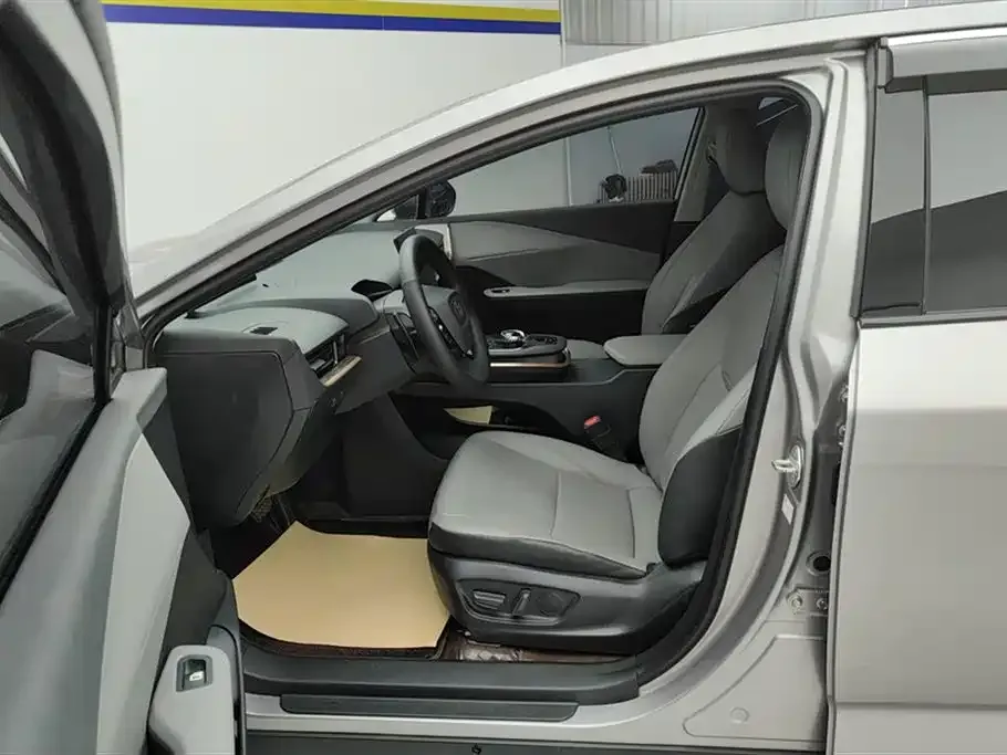 Toyota bZ3 2024 из CN, фото 9