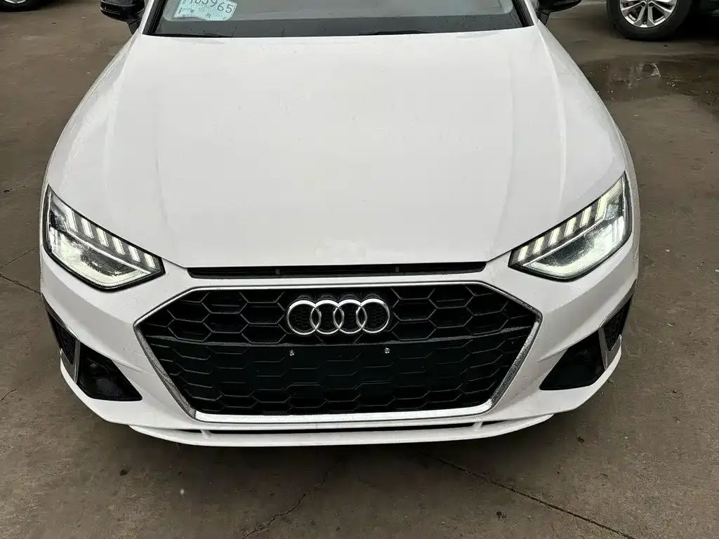 Audi A4L 2022 из CN, фото 3