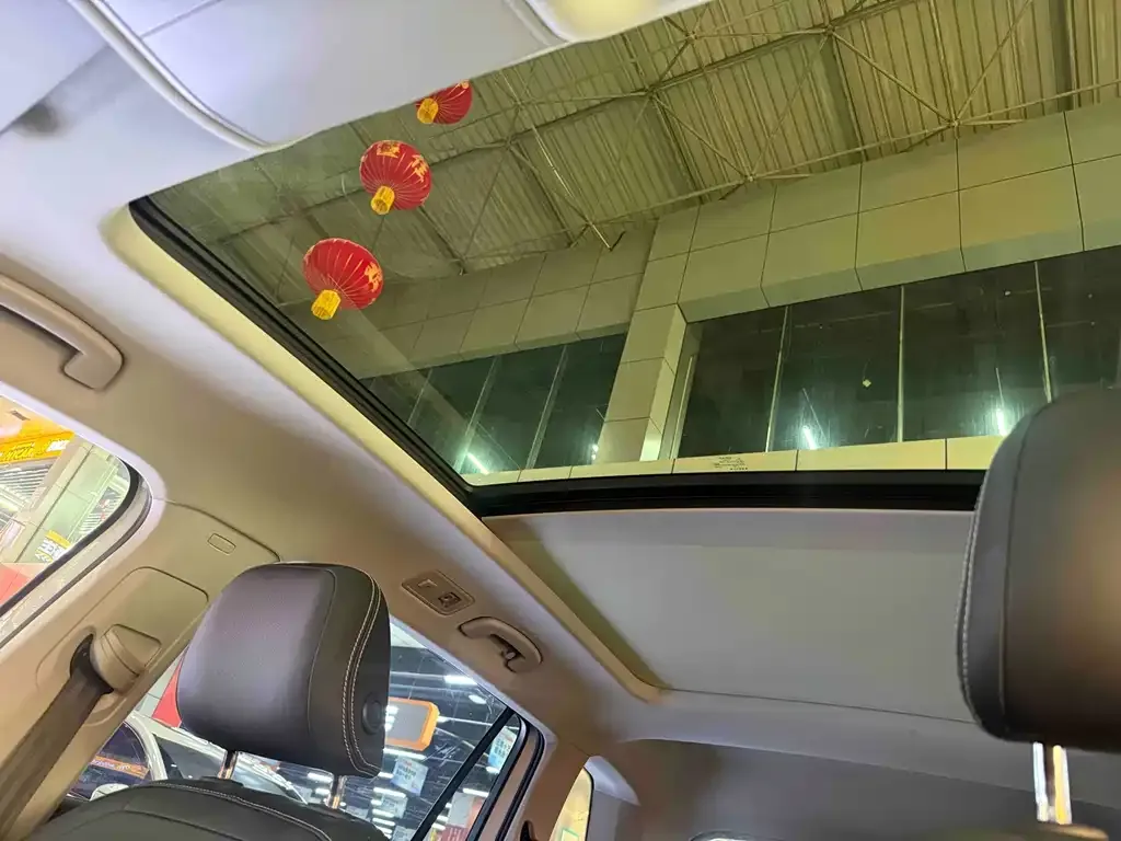Volkswagen Tiguan L 2024 из CN, фото 6