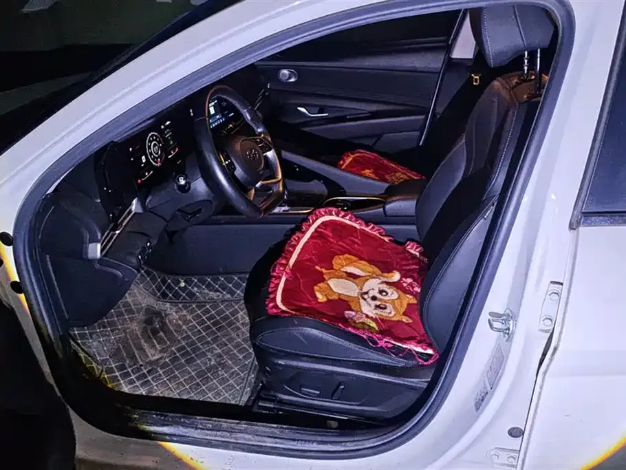 Hyundai Elantra 2021 из CN, фото 10