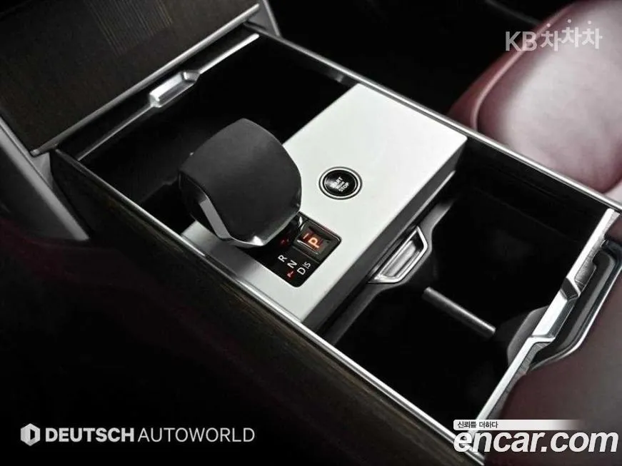 Land Rover Range Rover 2024 из KR, фото 3
