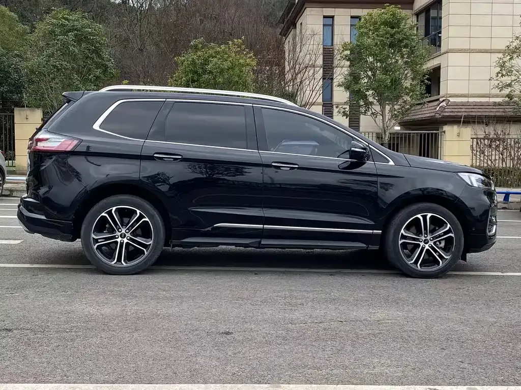 Ford Edge 2022 из CN, фото 10