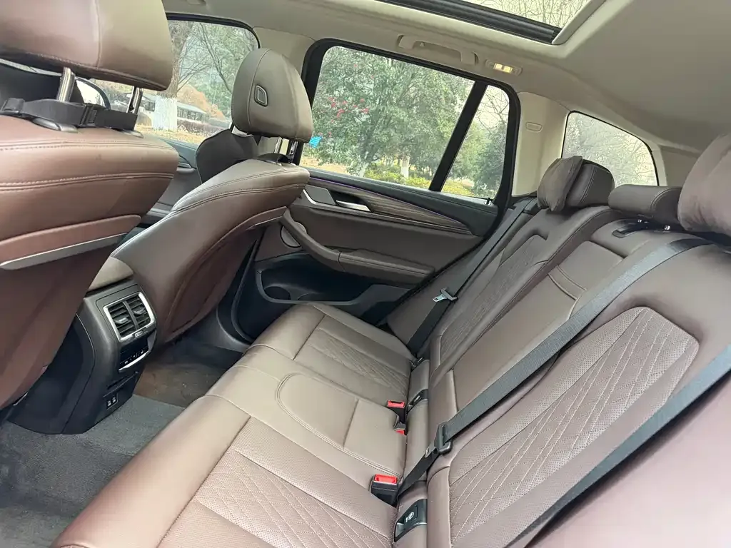 BMW X3 2022 из CN, фото 2