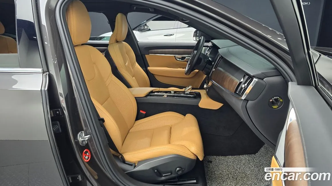 Volvo S90 2023 из KR, фото 10