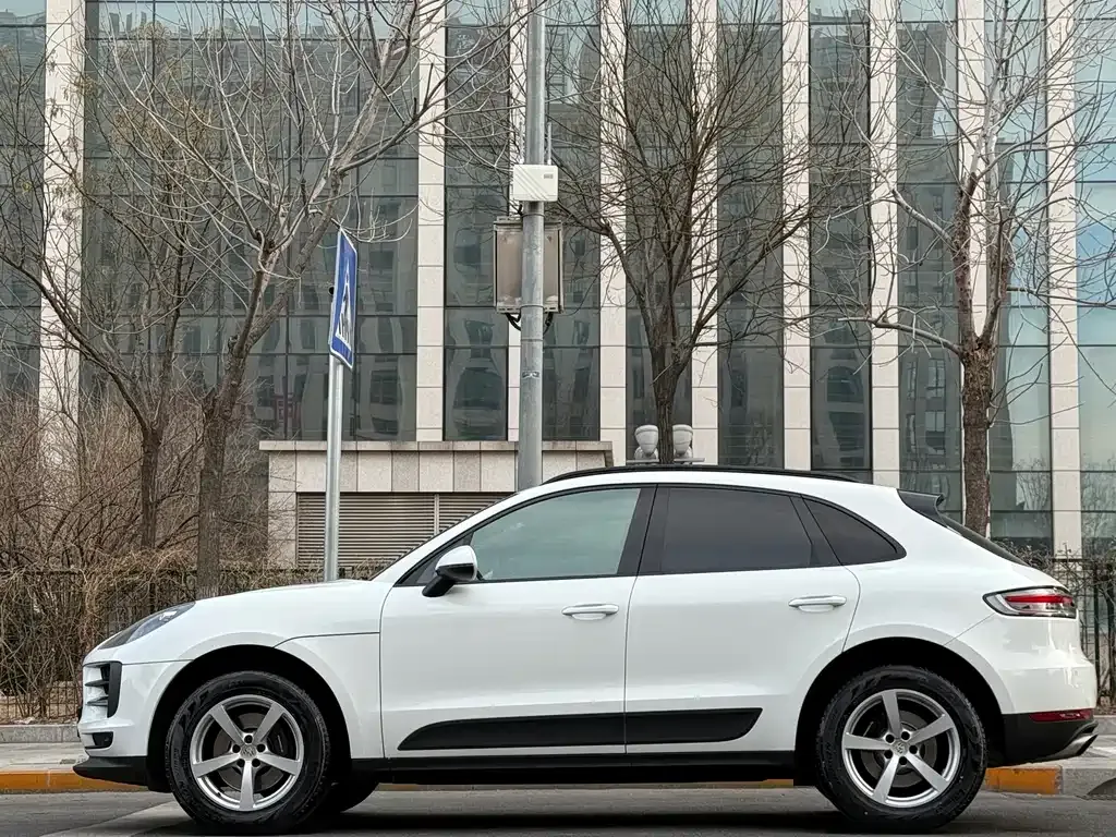 Porsche Macan 2021 из CN, фото 10
