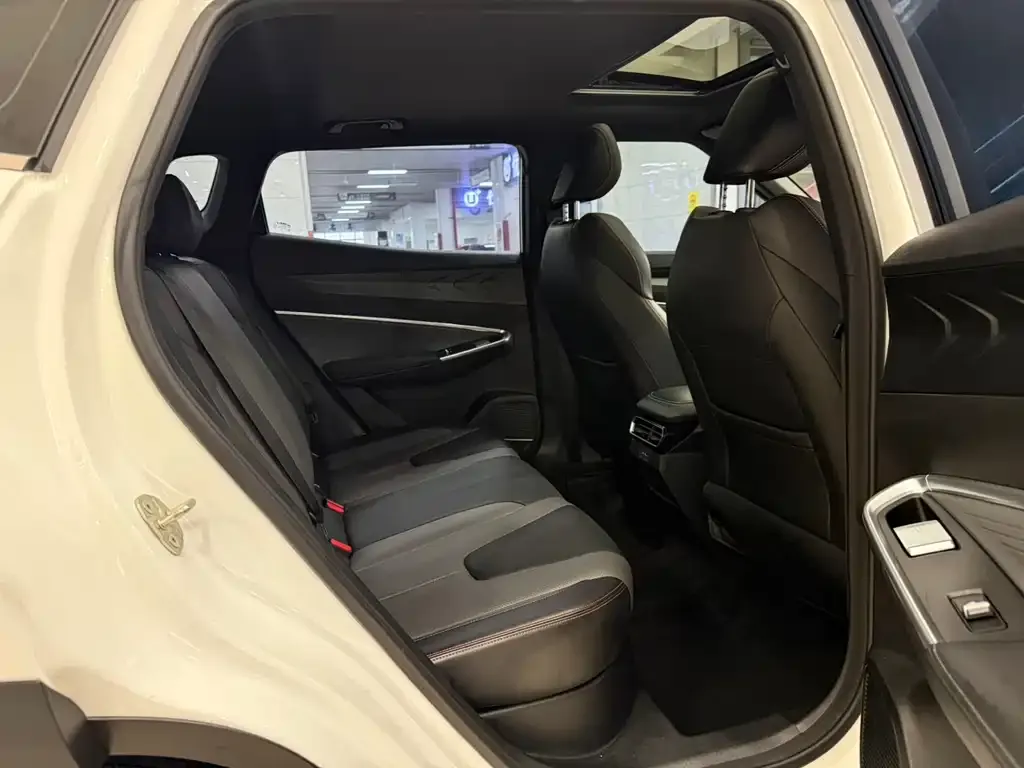 Geely Boyue 2024 из CN, фото 3