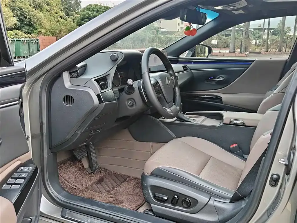 Lexus ES 2024 из CN, фото 3