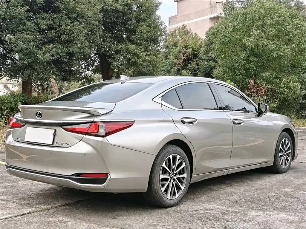 Lexus ES 2024 из CN, фото 10