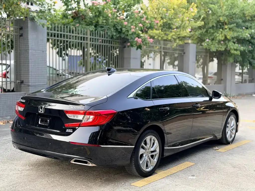 Honda Accord 2021 из CN, фото 8