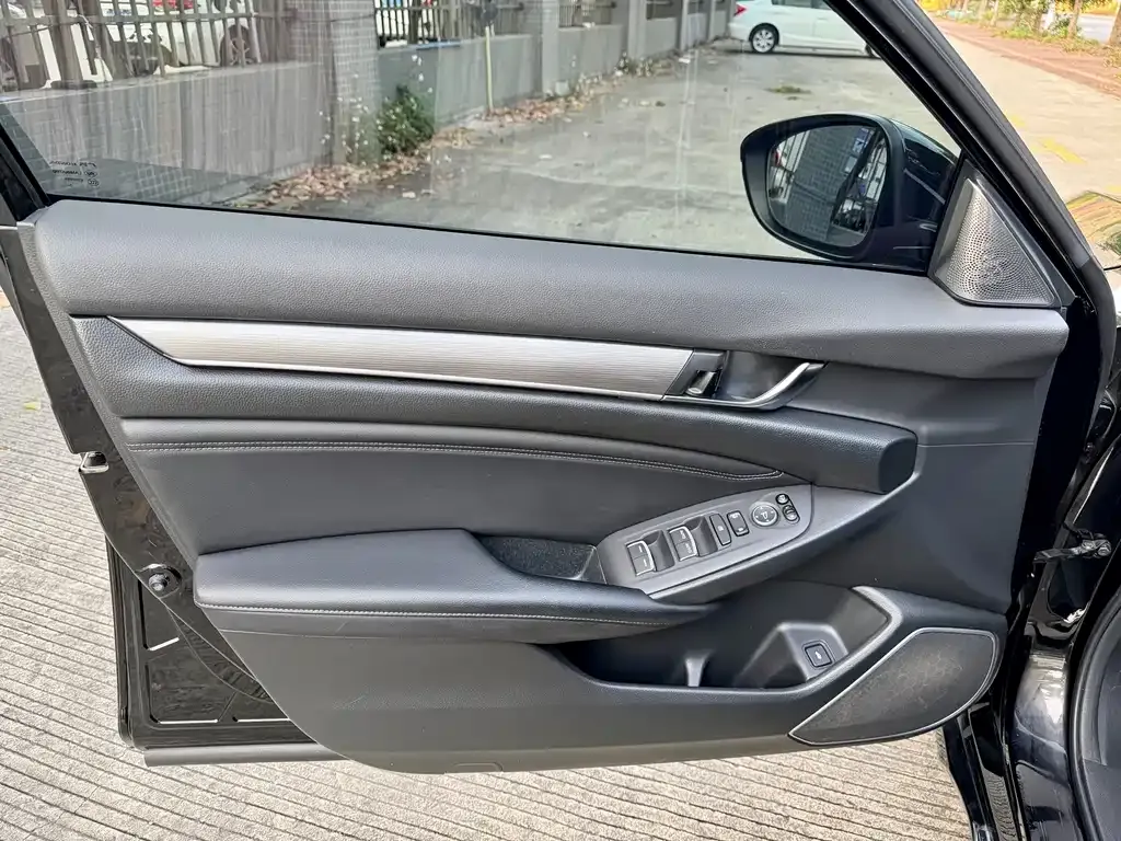 Honda Accord 2021 из CN, фото 9