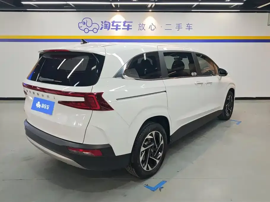 Hyundai Custo — фото 3