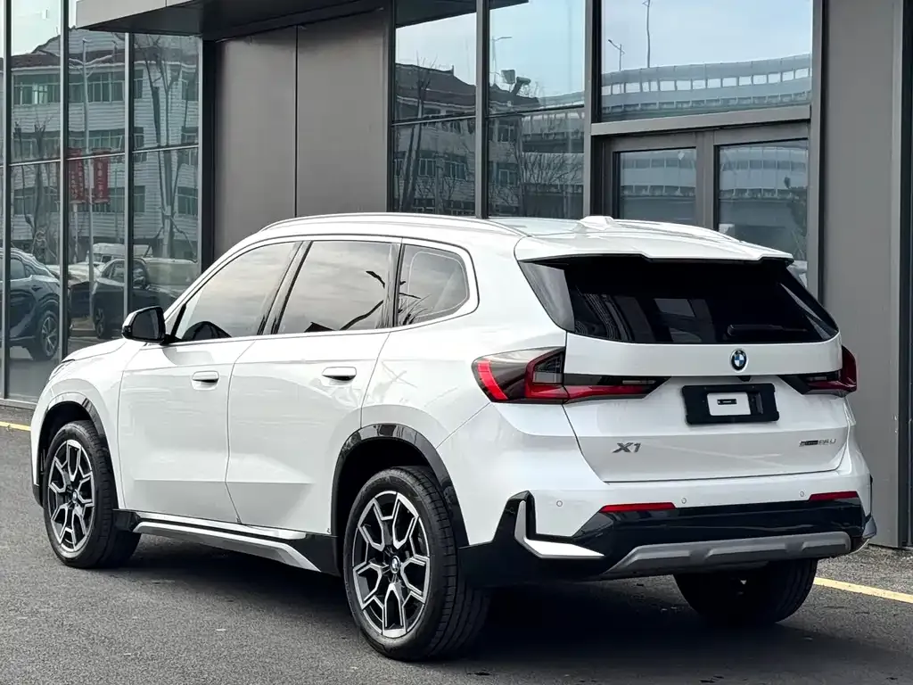 BMW X1 2024 из CN, фото 3