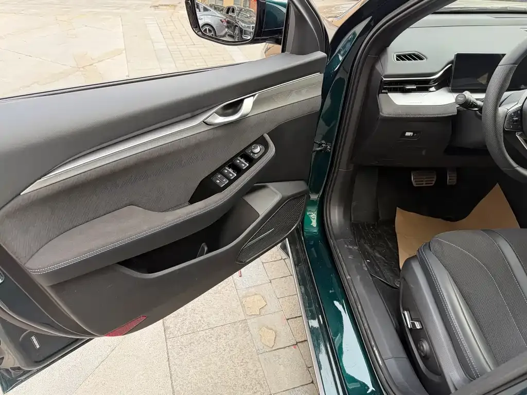 Geely Xingrui 2025 из CN, фото 6