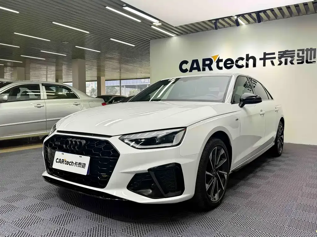 Audi A4L 2023 из CN, фото 10
