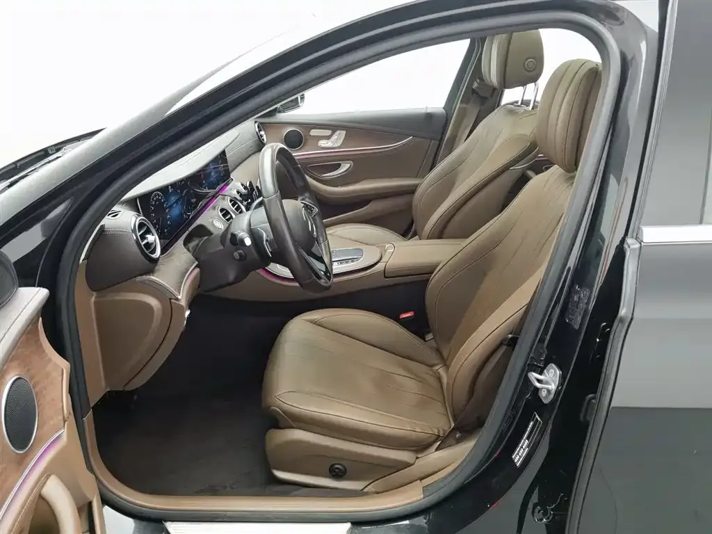 Mercedes-Benz E-Class 2022 из CN, фото 5