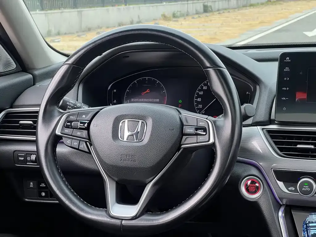Honda Accord — фото 7