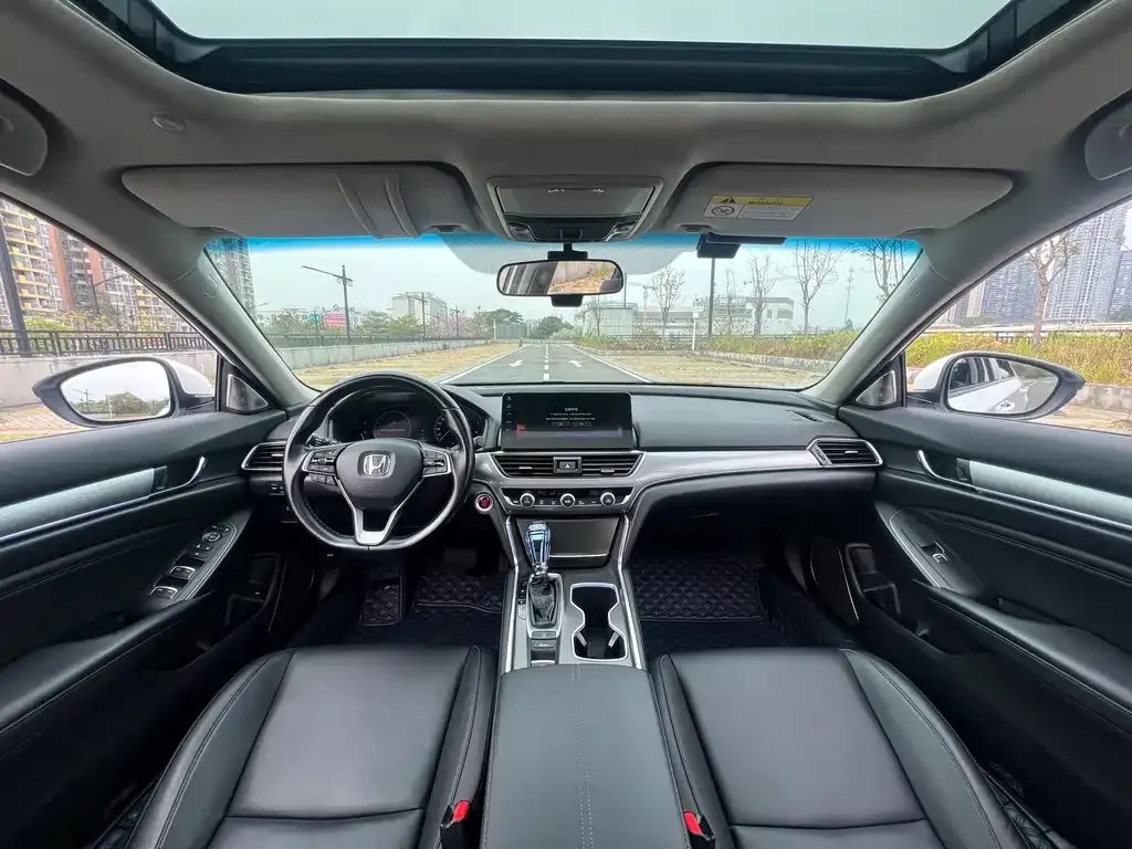 Honda Accord — фото 2