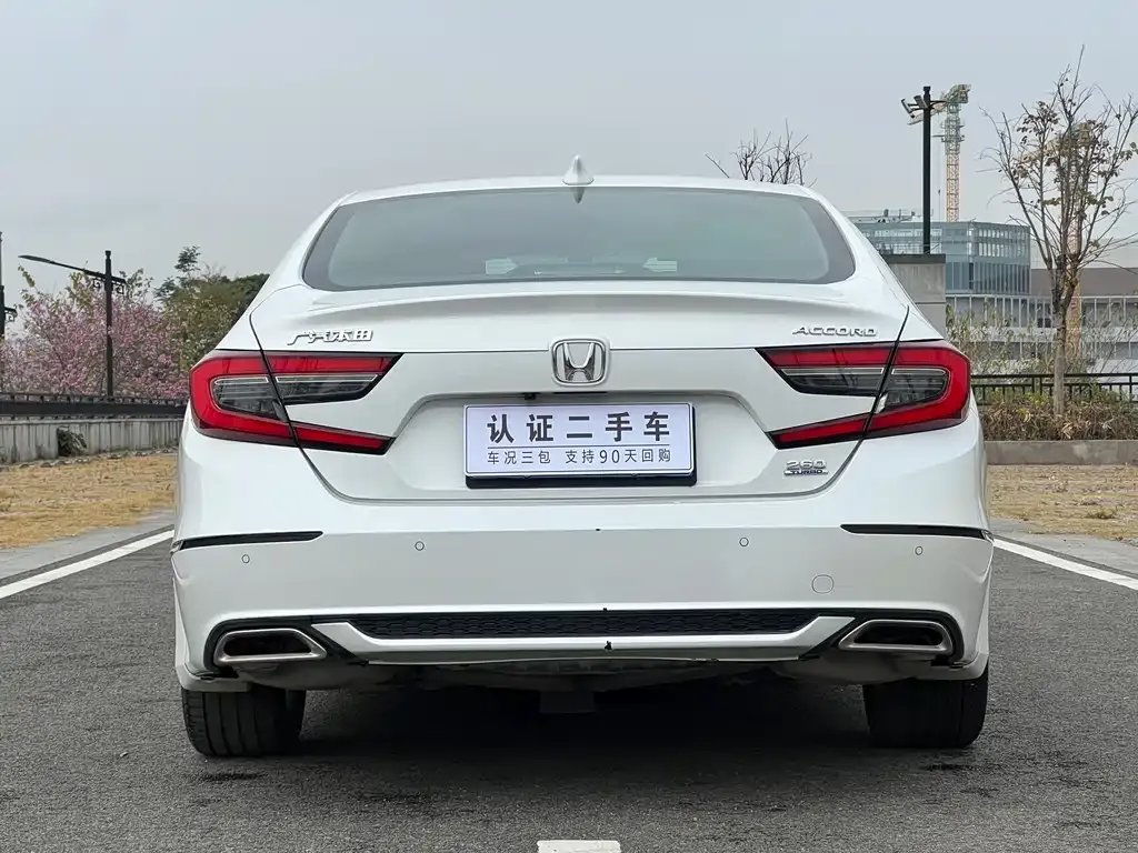 Honda Accord — фото 5