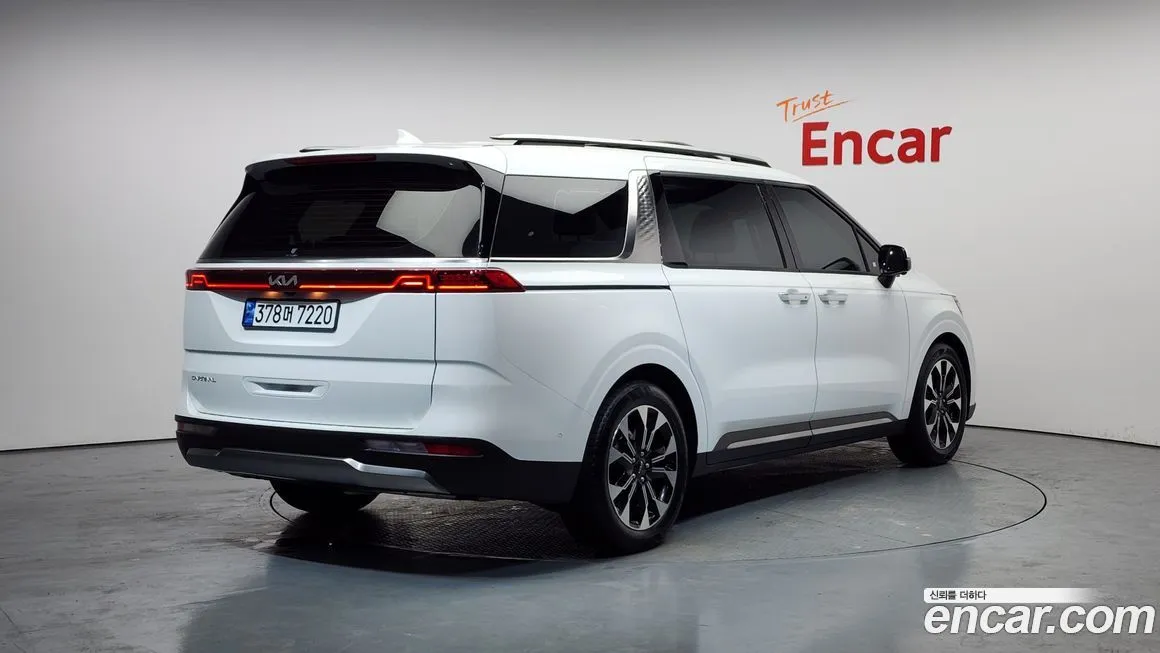 Kia Carnival 2023 из KR, фото 5