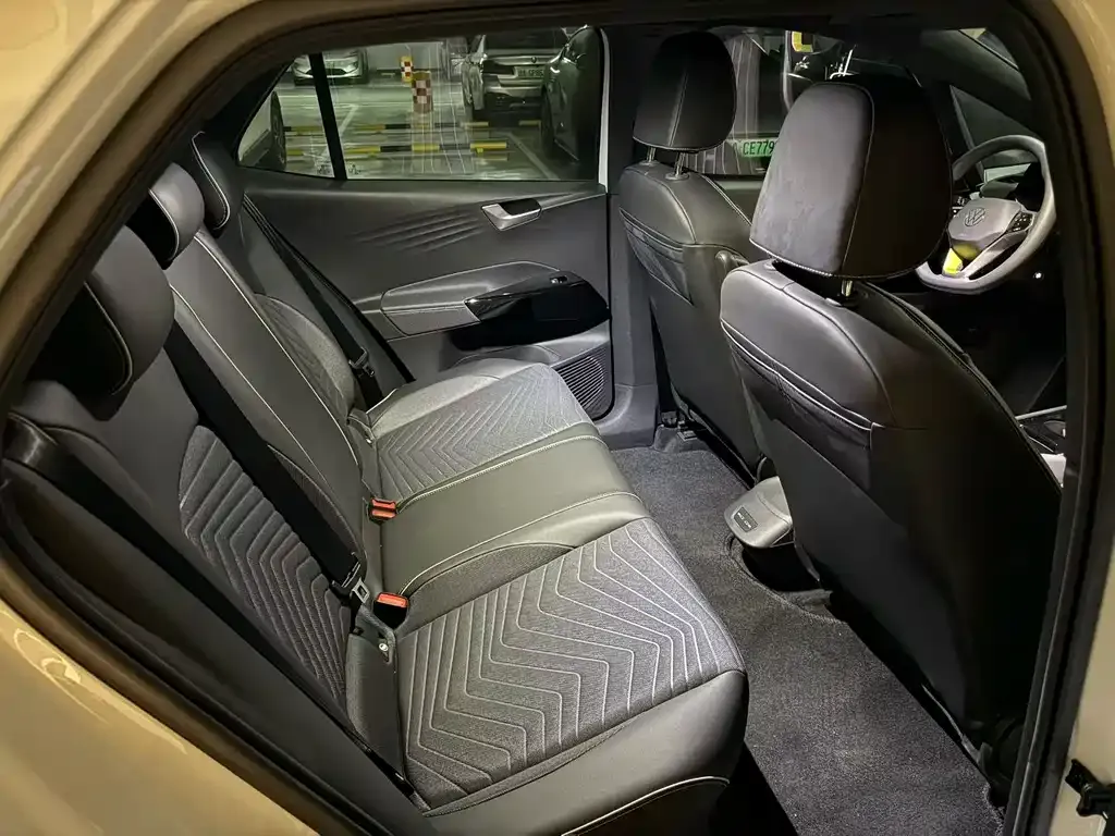 Volkswagen ID.3 2023 из CN, фото 9
