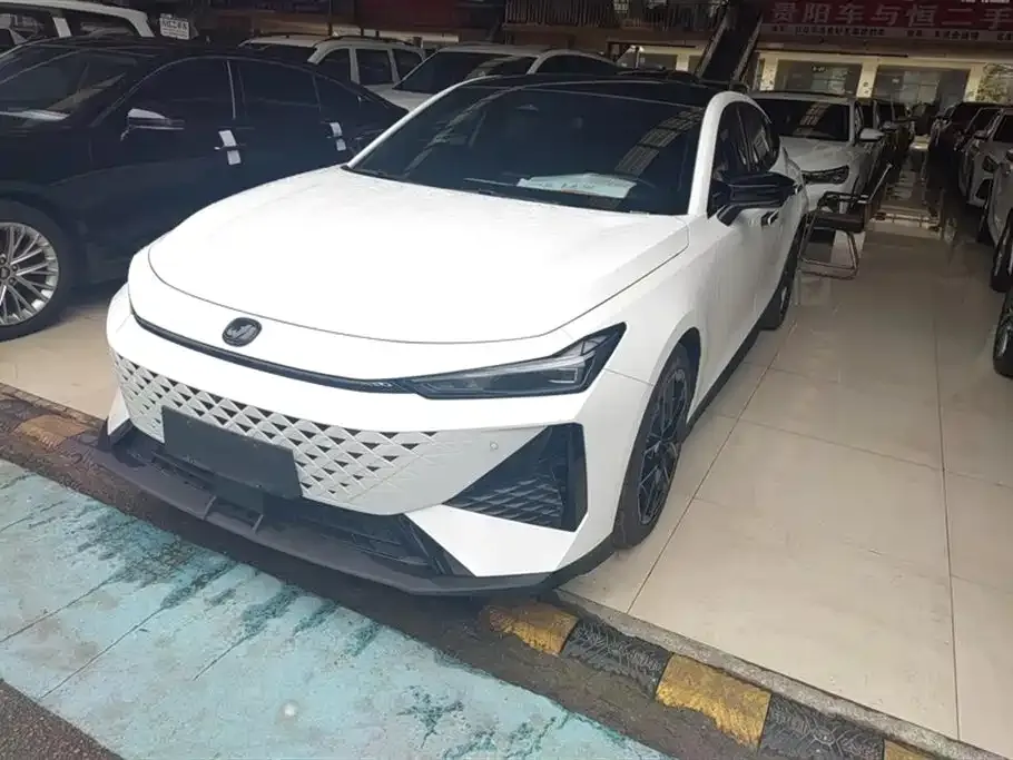 Changan UNI-V 2024 из CN, фото 1