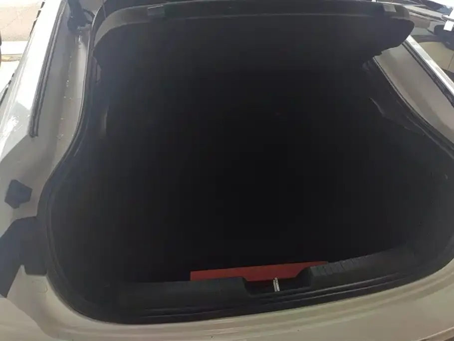 Changan UNI-V 2024 из CN, фото 3