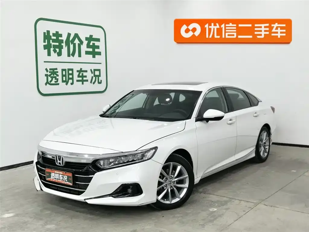 Honda Accord — фото 1