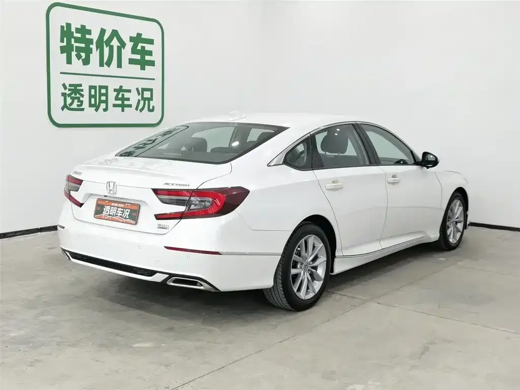 Honda Accord — фото 5