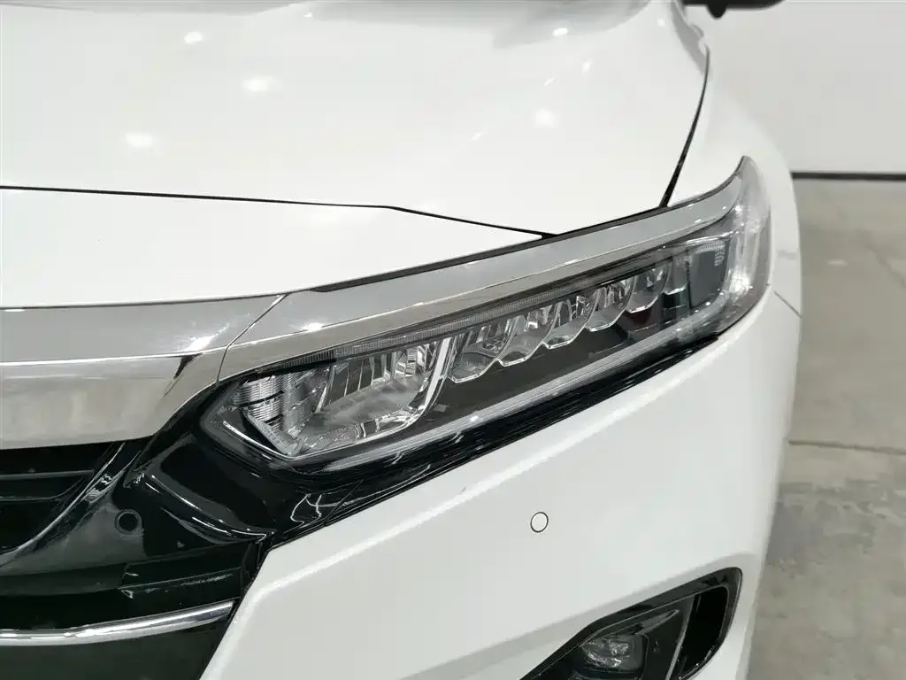 Honda Accord — фото 2