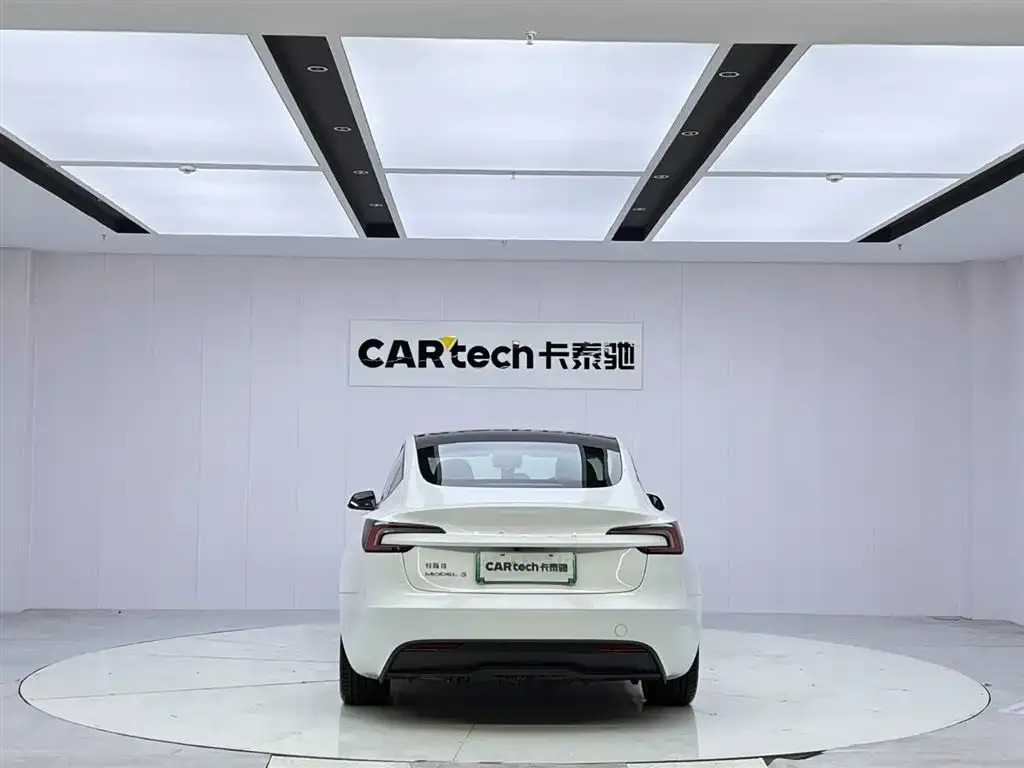 Tesla Model 3 2025 из CN, фото 9