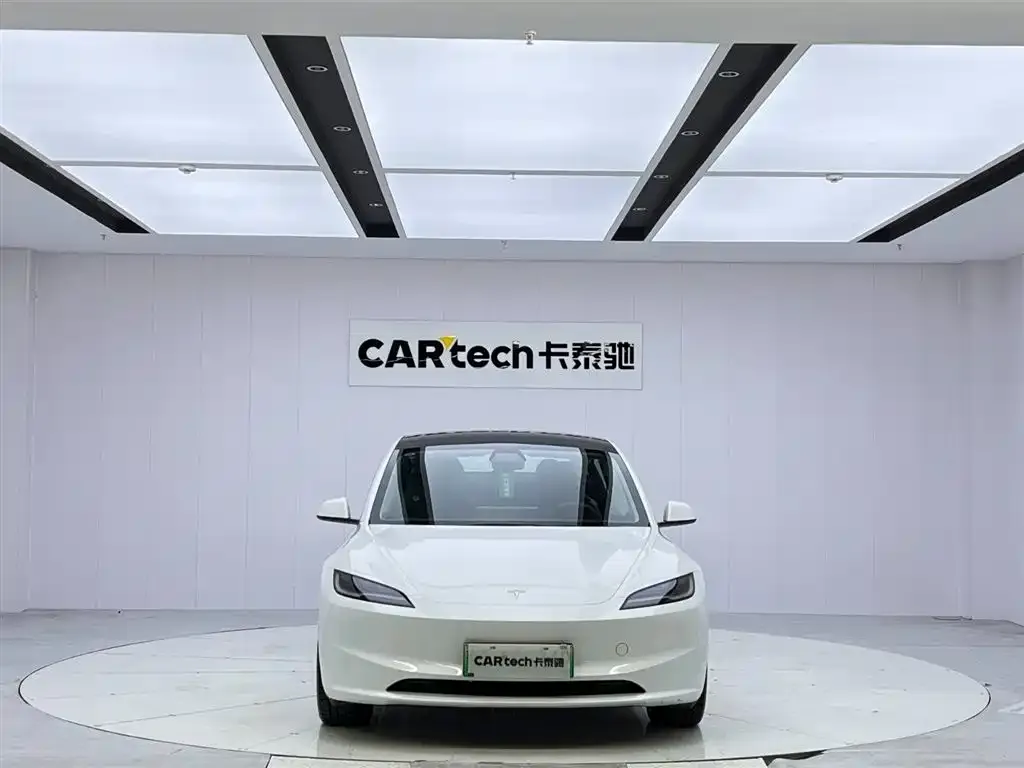 Tesla Model 3 2025 из CN, фото 8