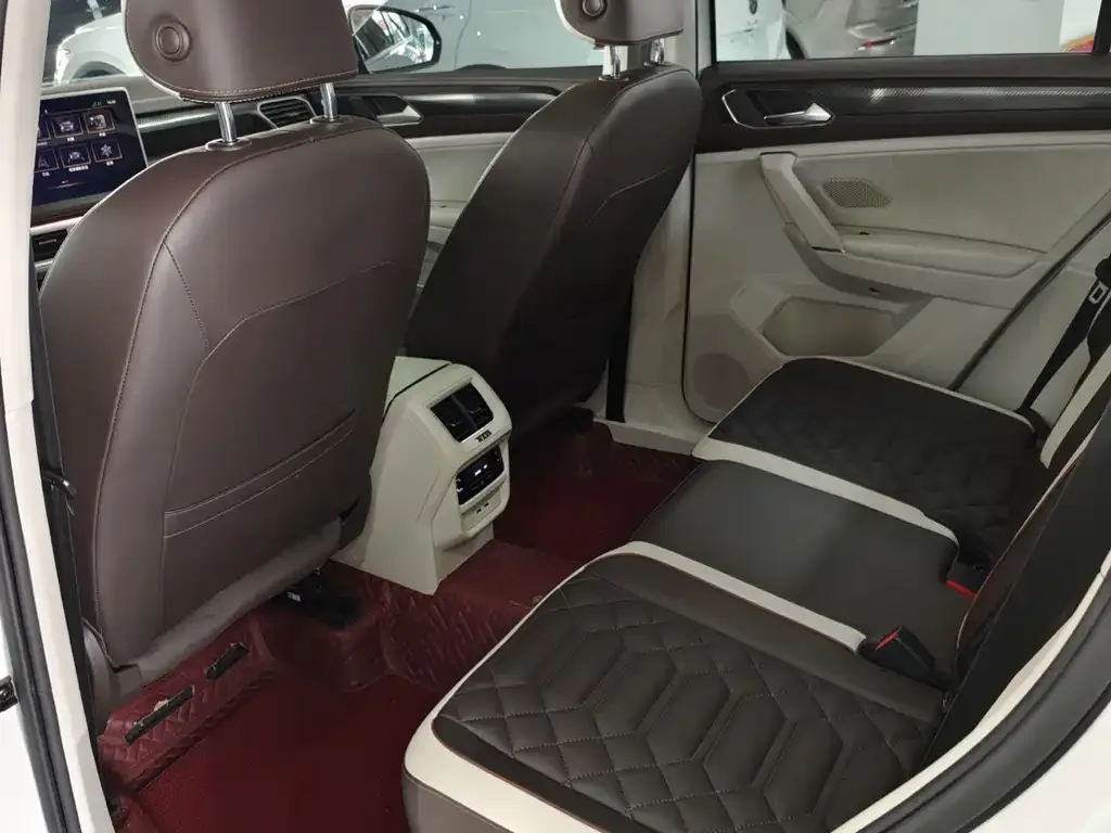 Volkswagen Tayron 2023 из CN, фото 10