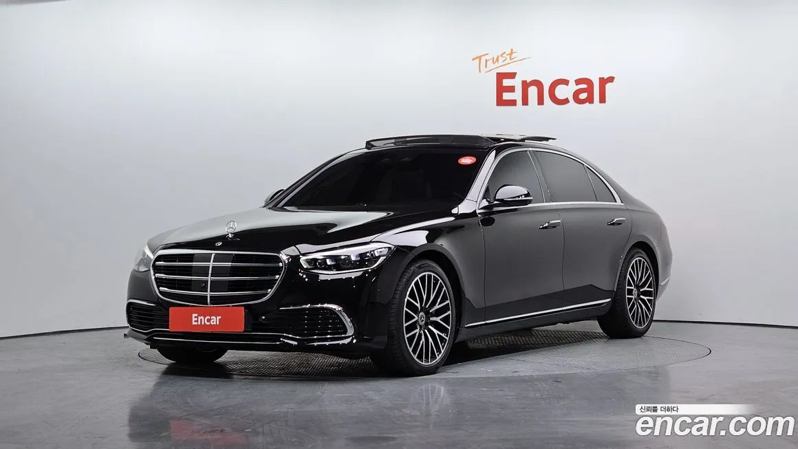 Mercedes-Benz S-Class — фото 1