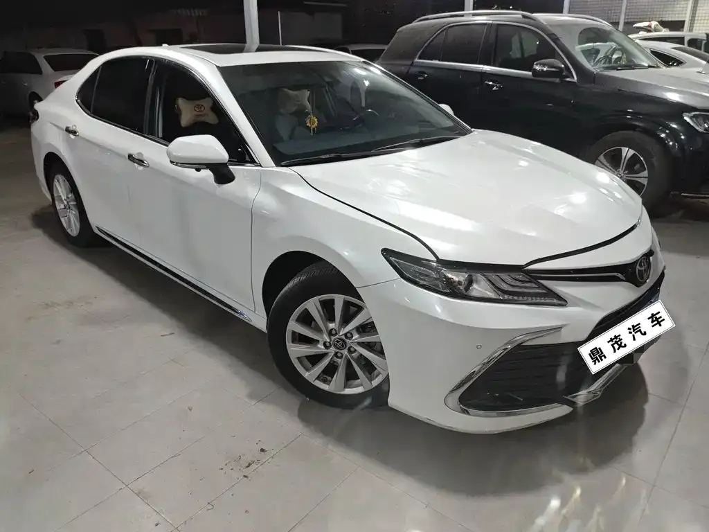 Toyota Camry 2023 из CN, фото 4