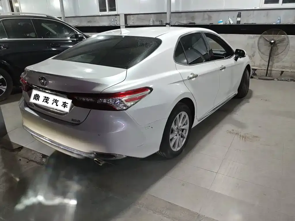 Toyota Camry 2023 из CN, фото 3