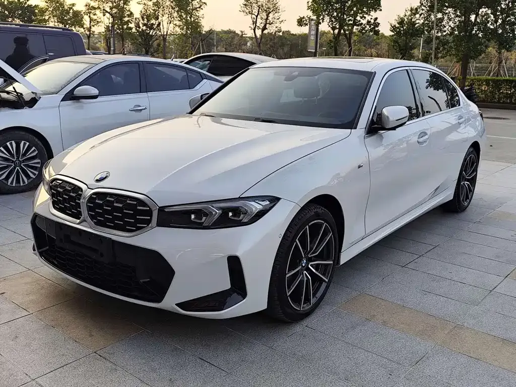 BMW 3 Series 2024 из CN, фото 1