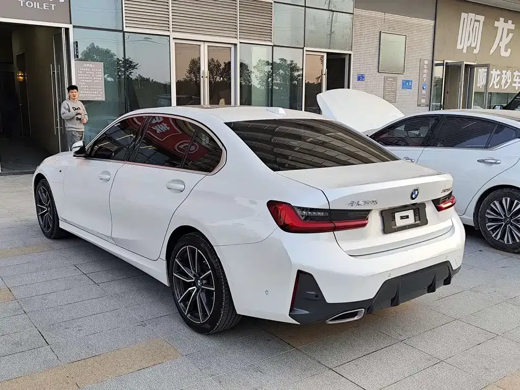 BMW 3 Series 2024 из CN, фото 5