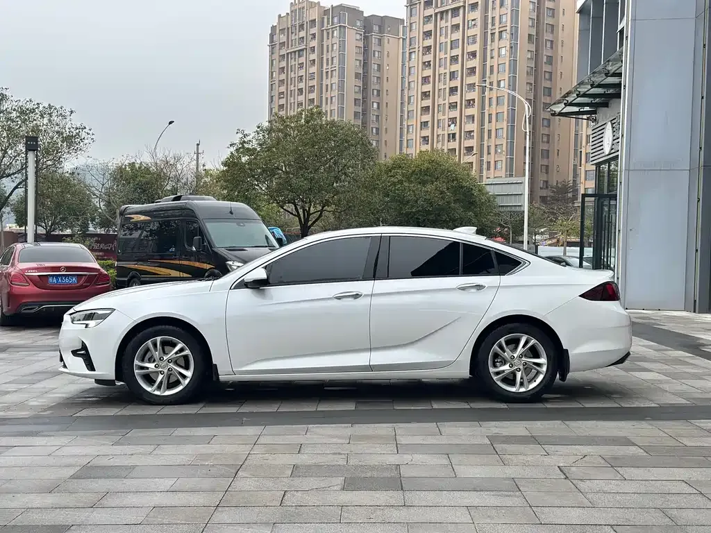 Buick Regal 2023 из CN, фото 10