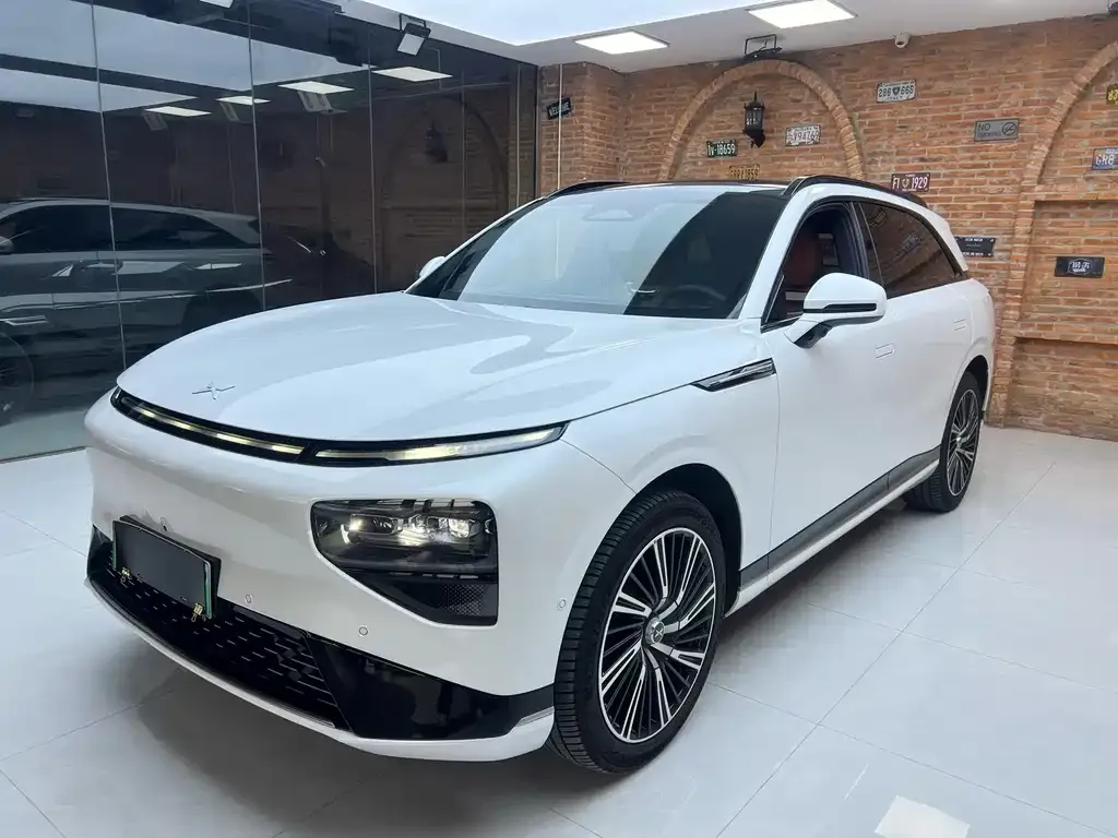 XPeng G9 2025 из CN, фото 1
