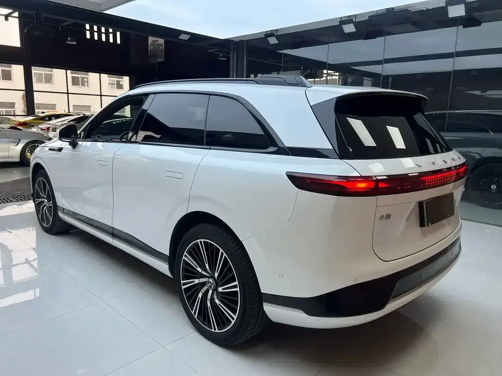 XPeng G9 2025 из CN, фото 2
