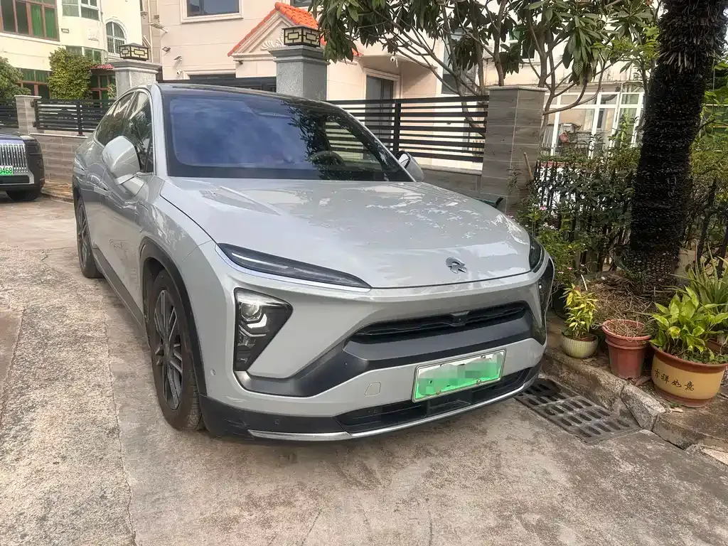 NIO EC6 — фото 10