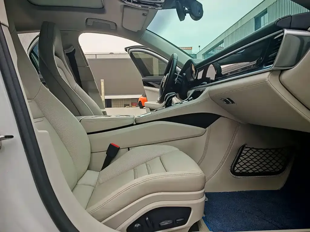 Porsche Panamera 2023 из CN, фото 7